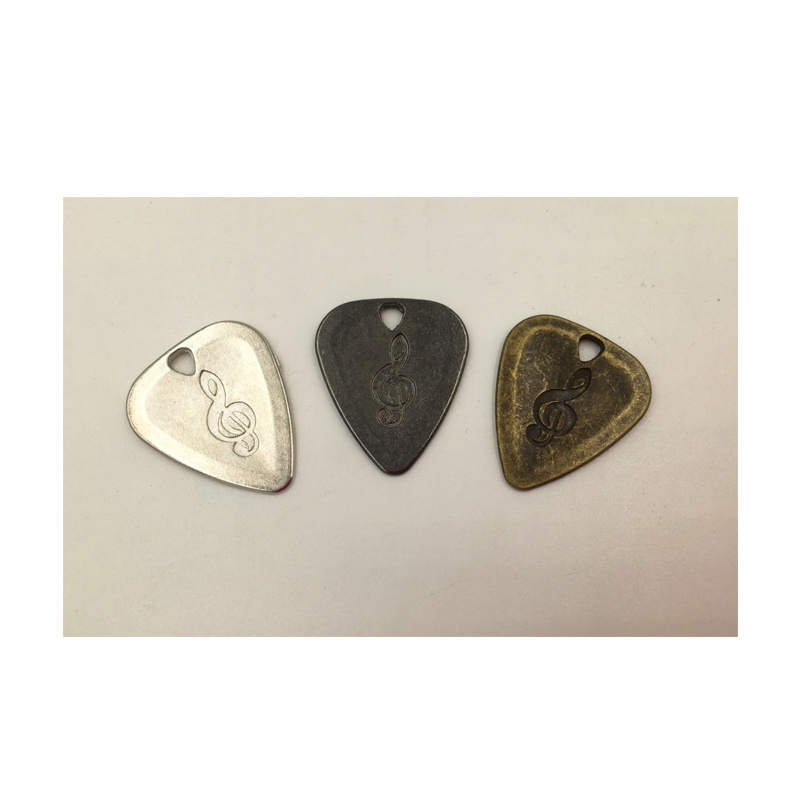 Metal Guitar Picks Zinc Alloy Guitar Picks Plectrums for Classic Acoustic Electric Guitar Bass Ukelele Musical Instrument Part