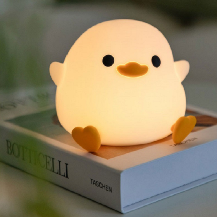 Lovely Doudou Duck Small Night Light Bedside Chargeable Sleep Pat Light 2800k Children's Timing silicone Table Lamp