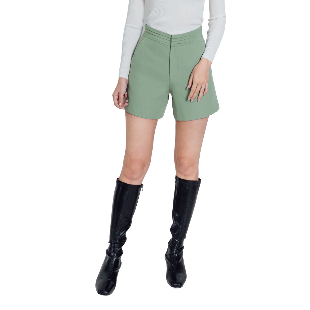 Women's Suit shorts with Structured Tailoring for a Slimming Effect