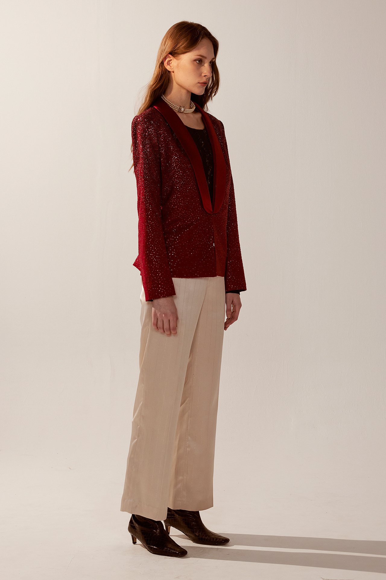 Stylish red sequined mesh slim fit blazer