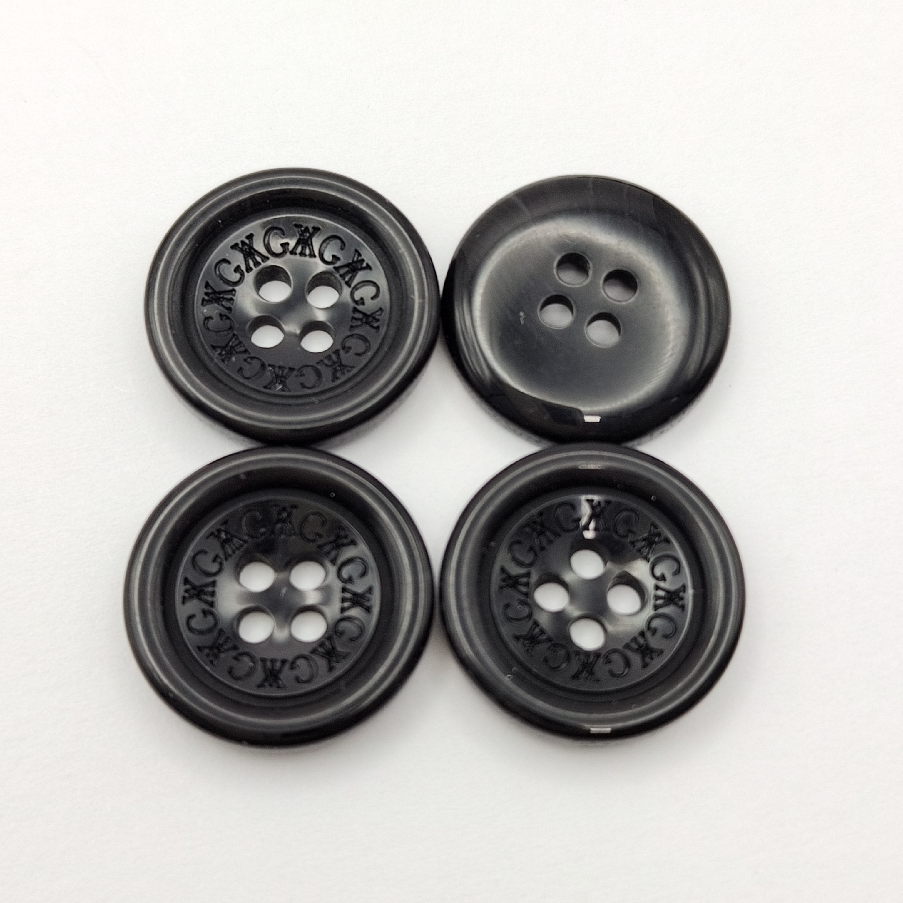 Hot selling Oeko-tex 100 Eco-friendly Round Resin Plastic Coat Sweater Sew 4 Holes Button Men's/ Women's Garment Button