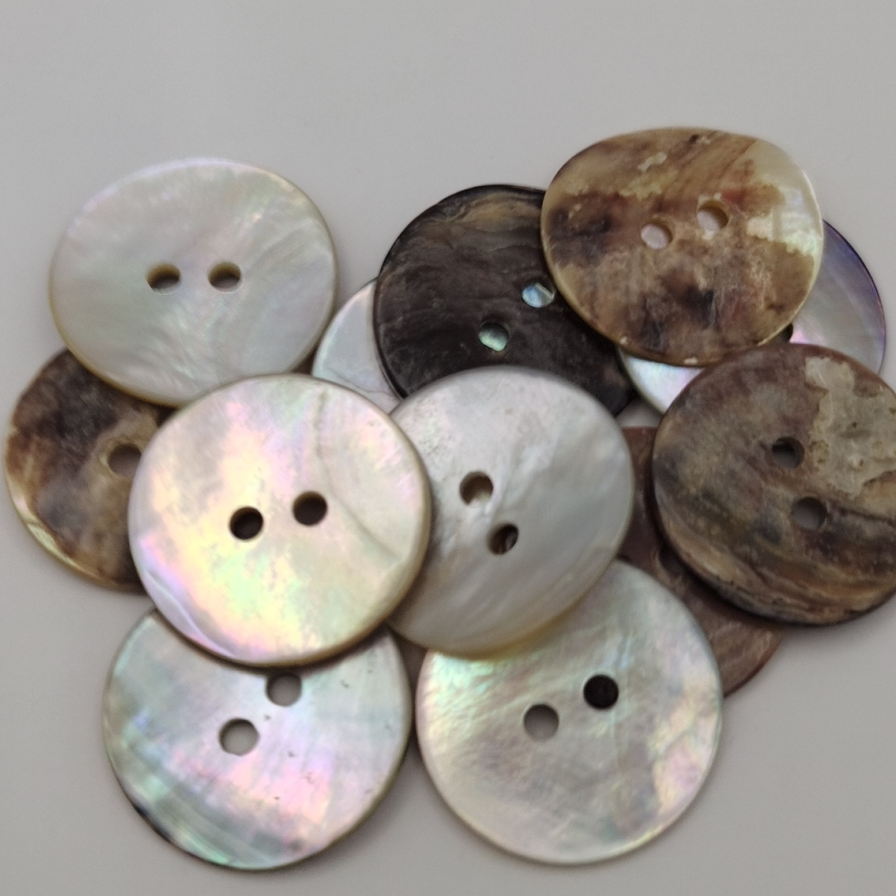 Factory wholesale Customizedr Size 20mm Real Shell Button