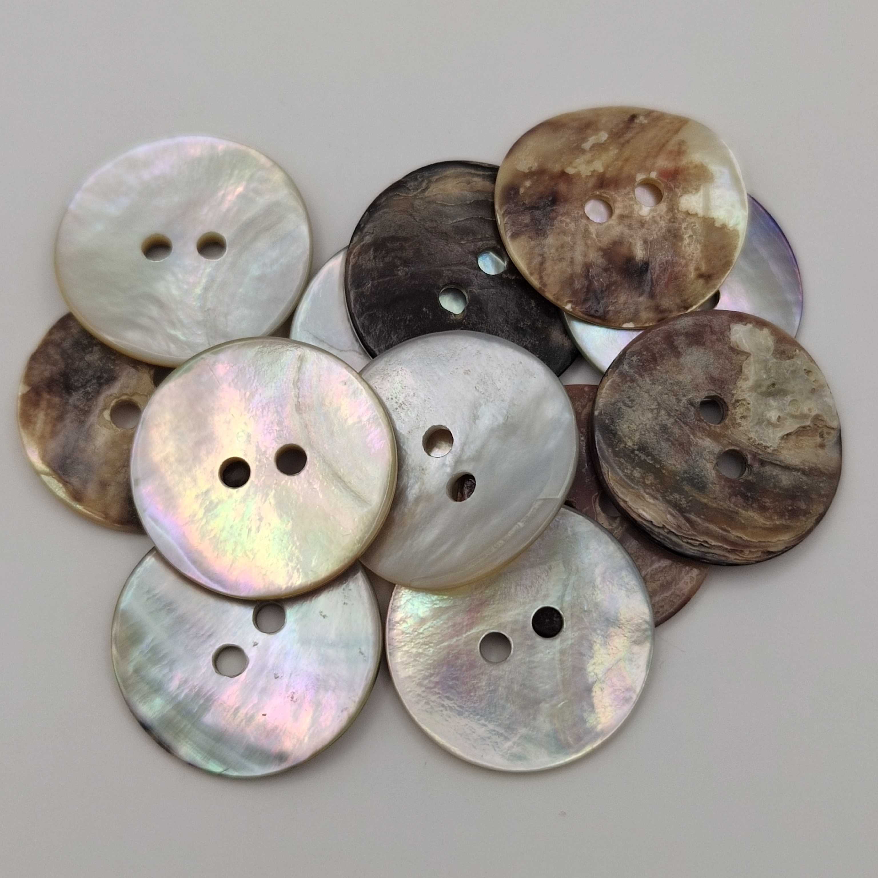 Factory wholesale Customizedr Size 20mm Real Shell Button