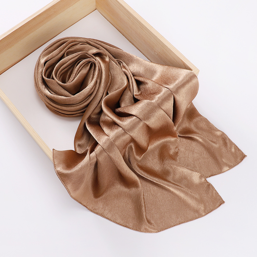 High Quality Customized Tudung Ladies Crinkle Plain Satin Scarf Shawl Wrap Muslim Women Pleated Crepe Stain Silk Hijab