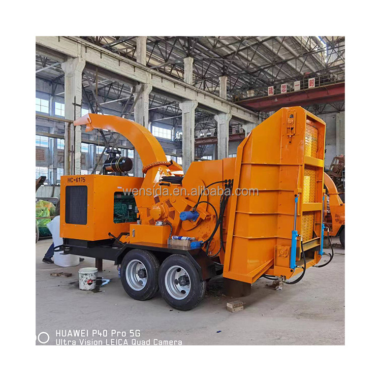 Large mobile diesel wood garden chipping wood processing branch crusher