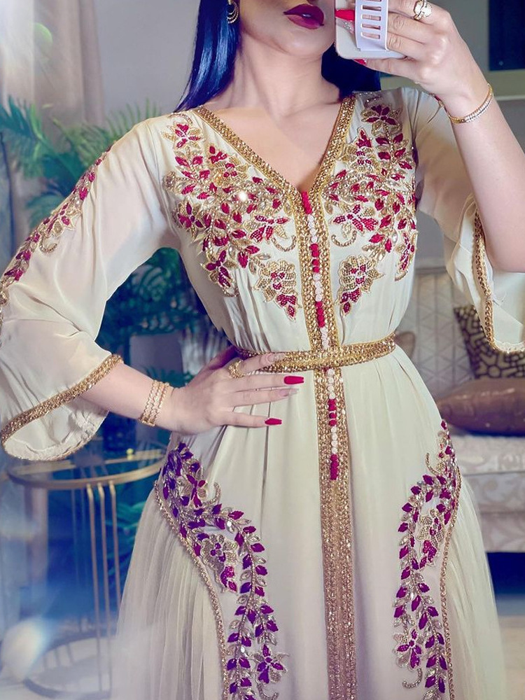 Chiffon Embroidered Dress with Belt Fashion Clothes High Quality Beaded Diamond Studded Dubai Dress Eid Middle Eastern Women