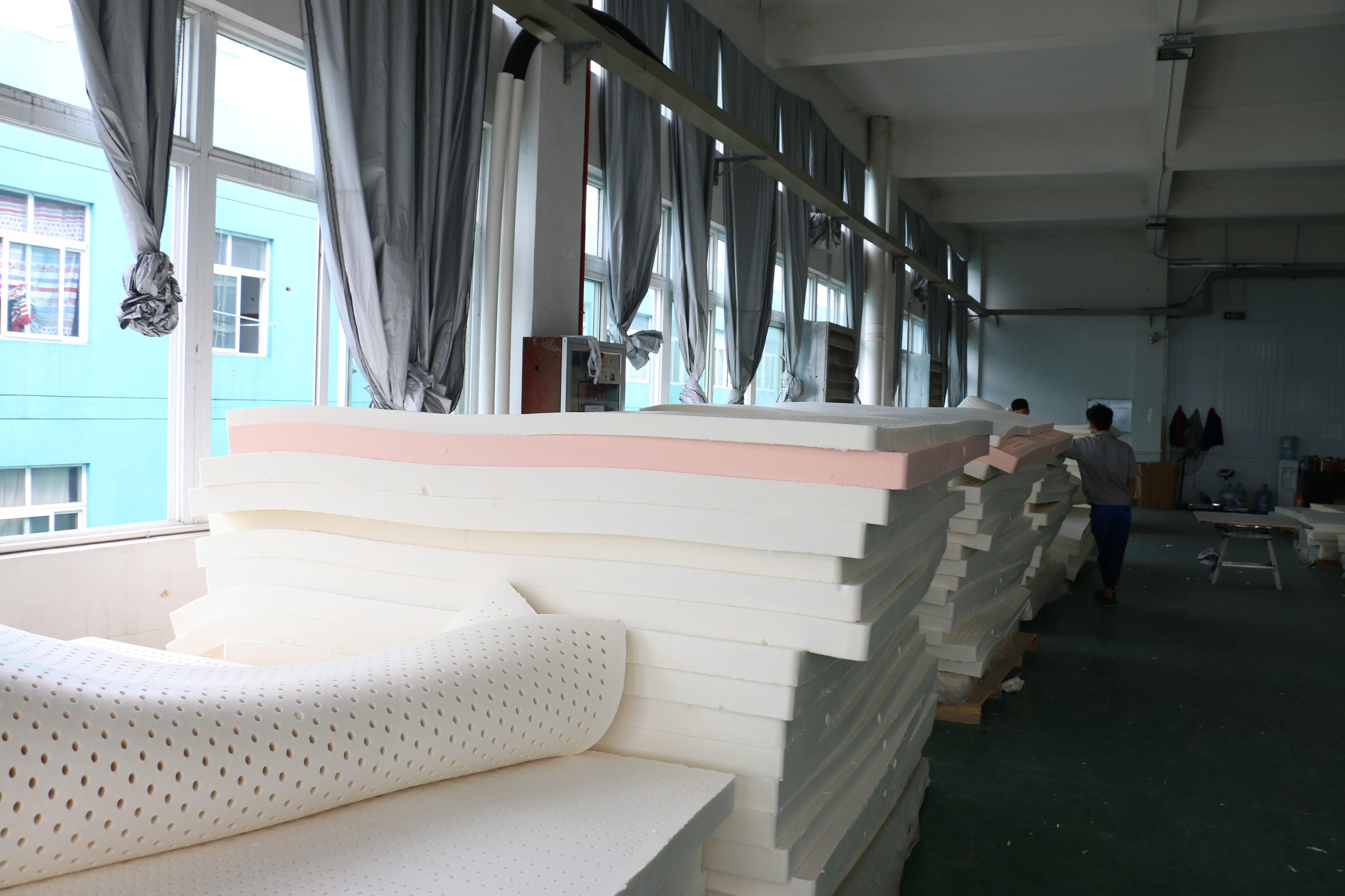 180*200*10cm Best Popular Factory Directly Sale Latex Mattress King Size 100% Natural Pure Mattress