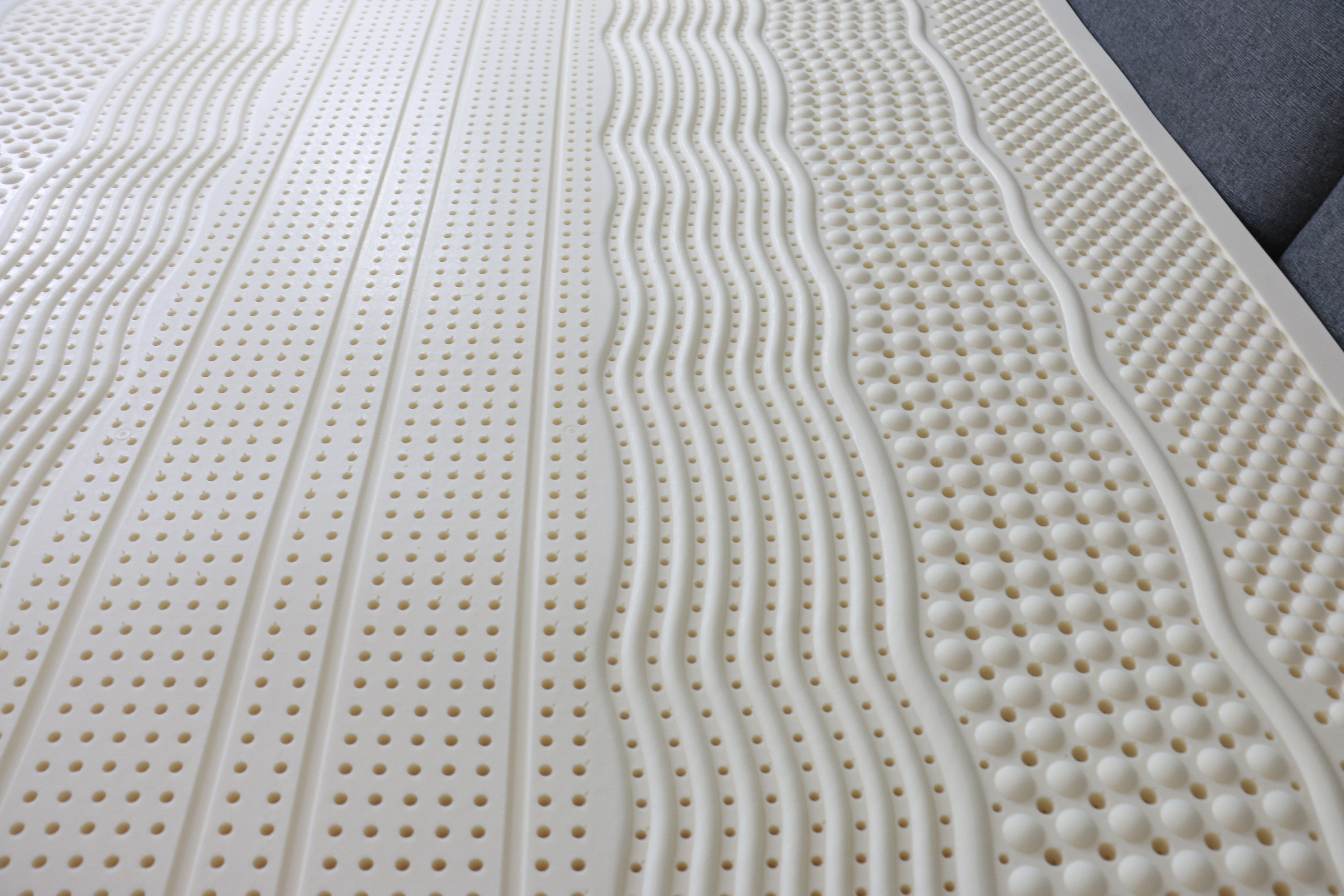 180*200*10cm Best Popular Factory Directly Sale Latex Mattress King Size 100% Natural Pure Mattress