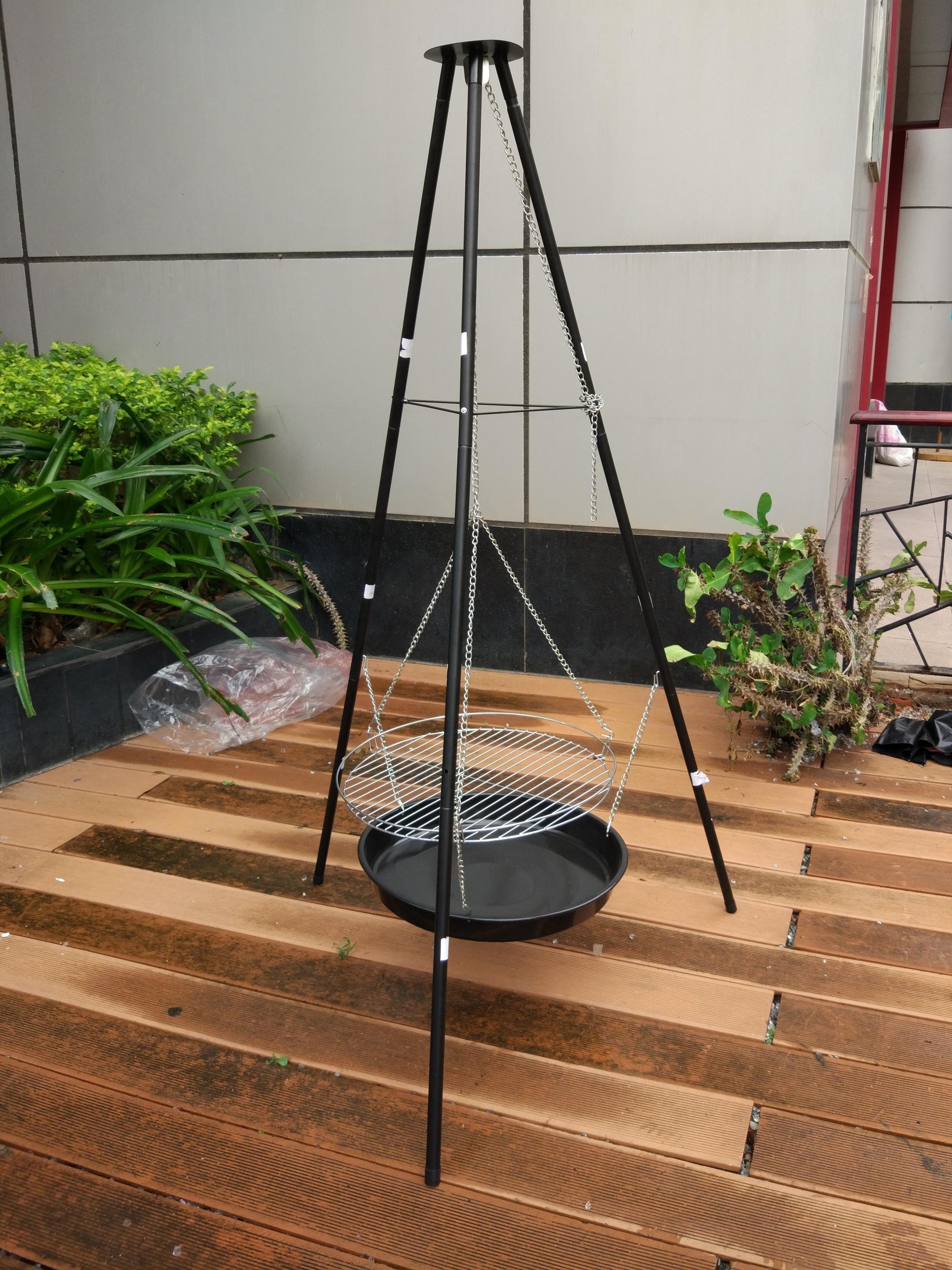 Foldable Barbecue Grill Outdoor Tripod BBQ Hanging Charcoal Grill Fire Pit for Garden Camping