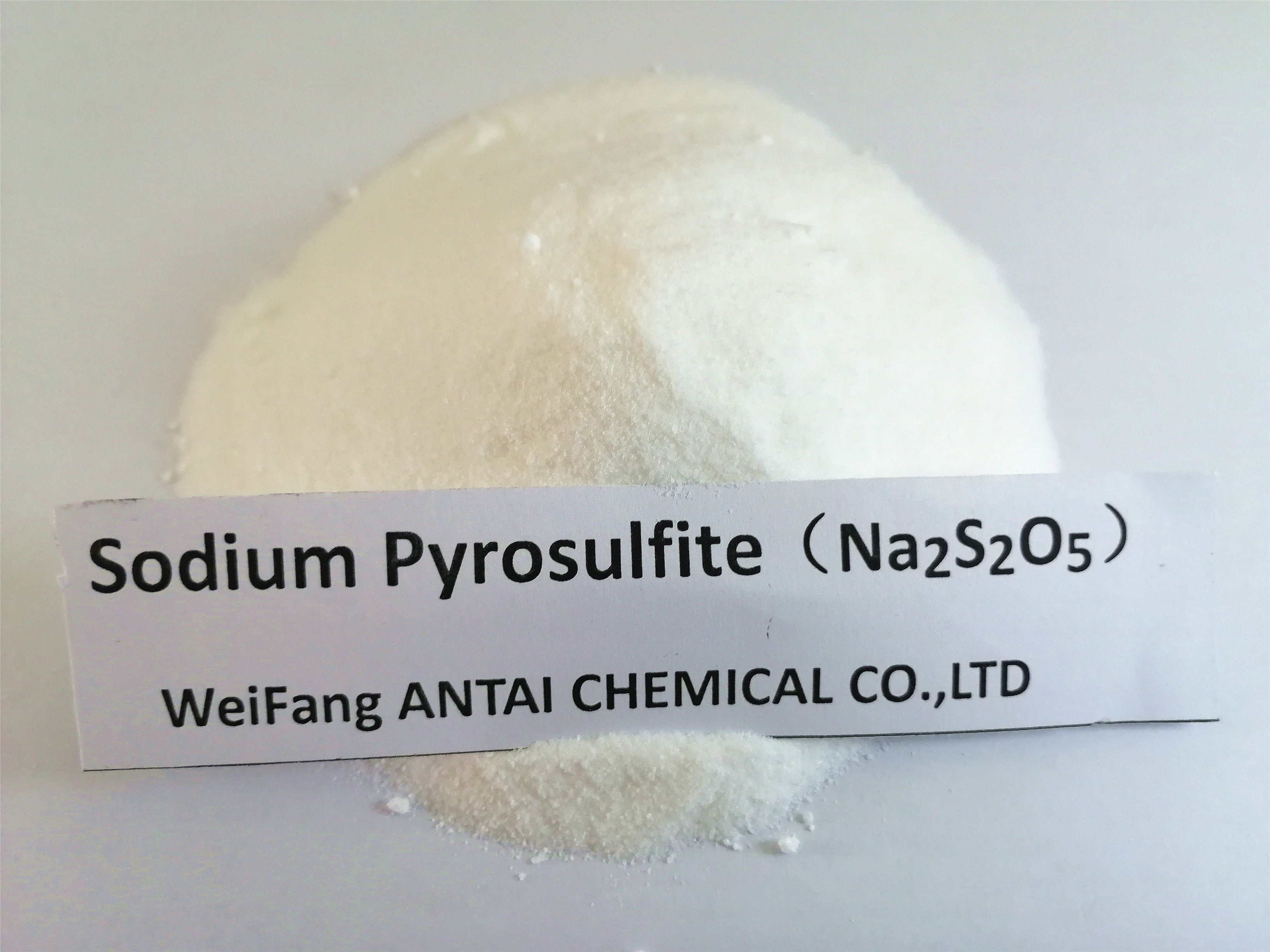 Sodium metabisulfite industrial grade used as preservative and the production of chloroform