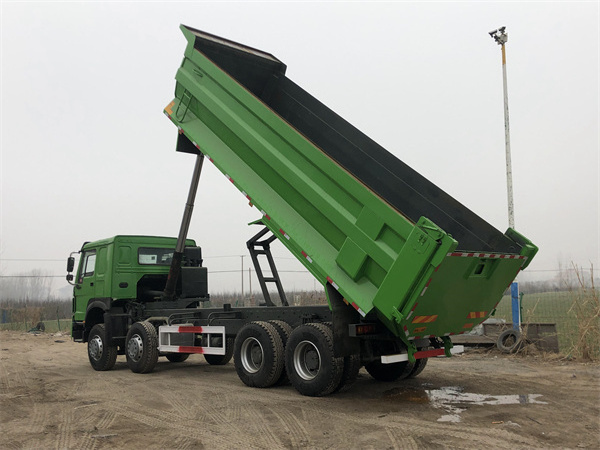 Tipper Benne Howo 50 Ton China A7 12 wheel 8X4 Tractor Power Used Dump Truck for Sale