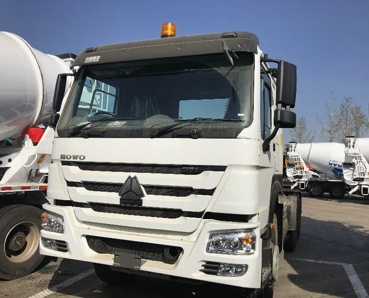 Sinotruk Dump Howo Mini 6X4 China Trailer Head High Quality Used Tractor Truck For Sale