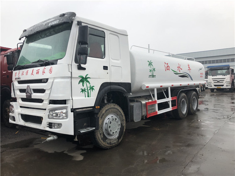 Howo Steel 4X2 Tanks Trucks New With Auto Parts 6X4 Foldable 4000Liter Mini Price In Kenya 12Cbm 266 20 Water Tanker Truck