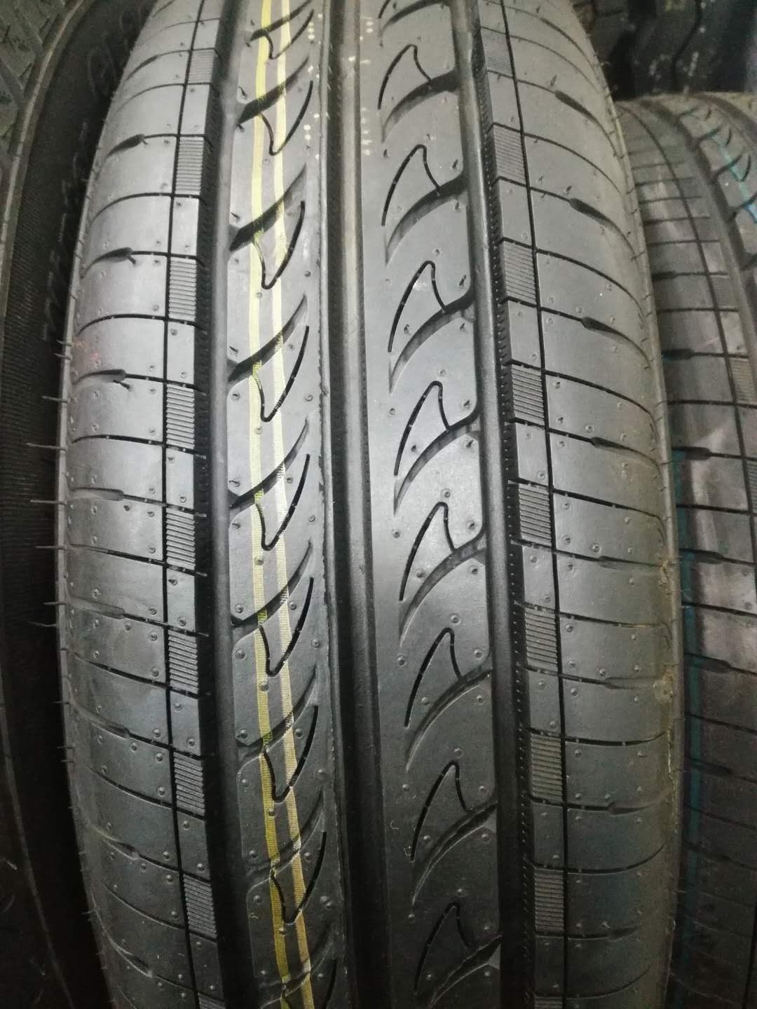 18 20 Inch Passenger Tires Manufacture's In China For Cars  Factory Price  P606 Three-a Rapid cheap tyres for cars