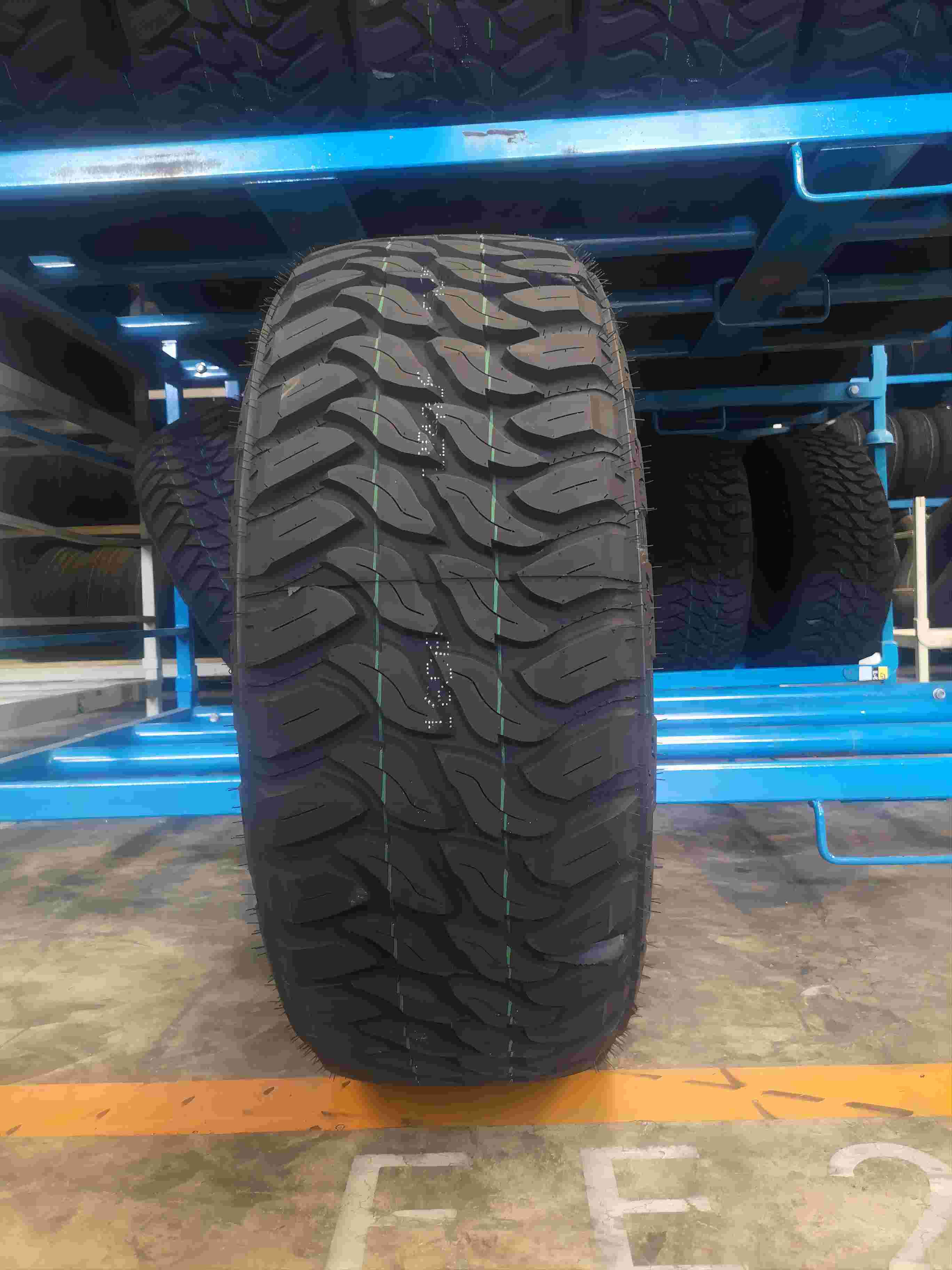 Tire From China Rockblade Brand Pcr 165/70r13 For Vehicles Quality Tire Rubber 13 175/185/195-13 700/750-16 For Sale Car Tyre