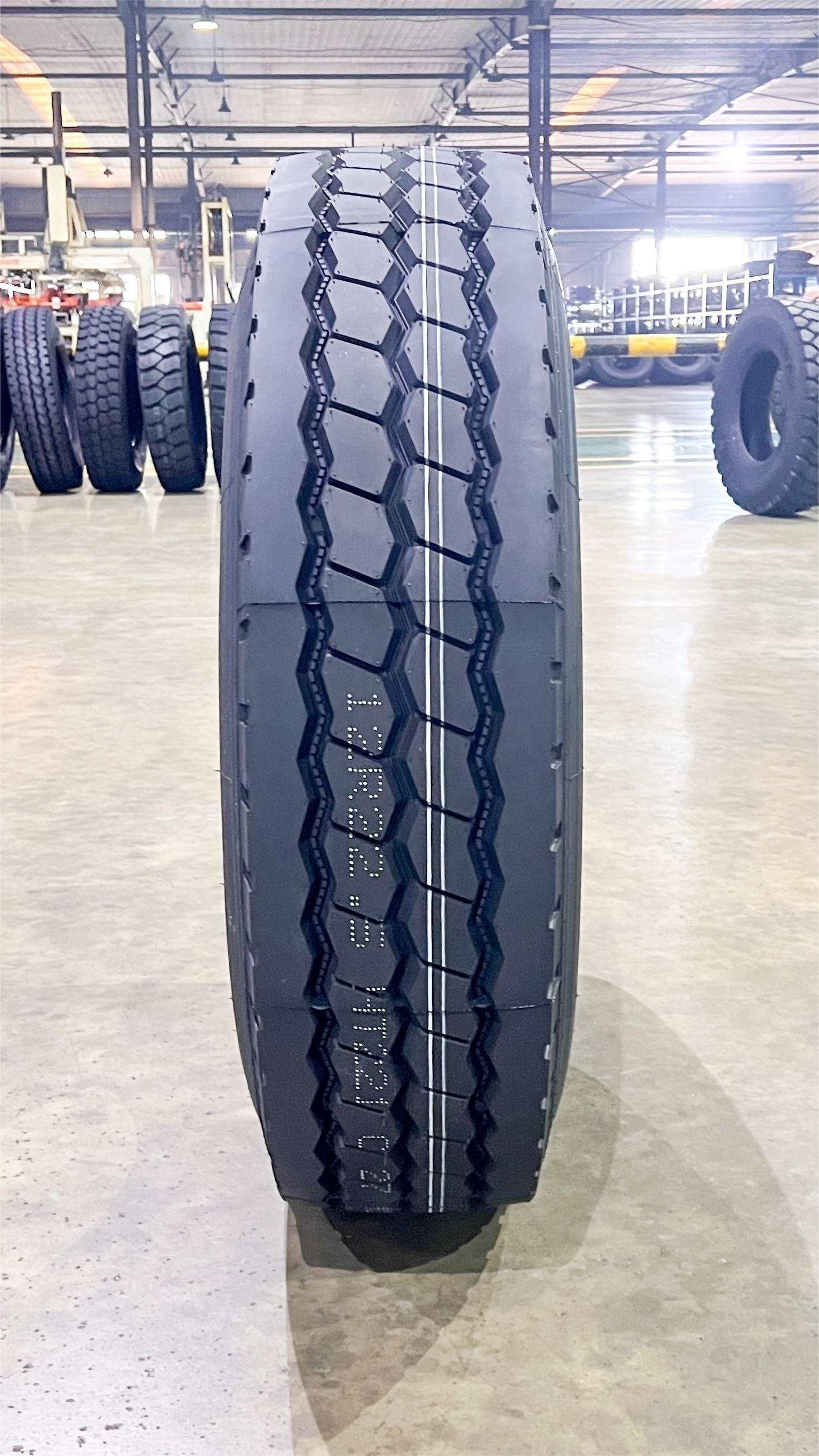 Wholesale Price Truck Tires 22.5 Sale 11r From China Factory Tyres For Trucks