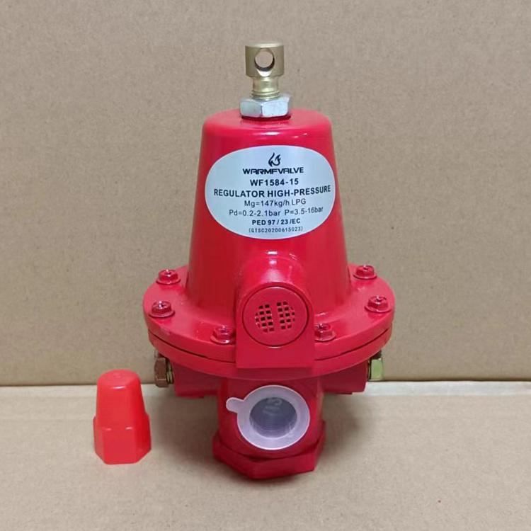 First stage high gas pressure reducing regulator and valve 1/2 inch similar function and data as Fisher and Rego regulator