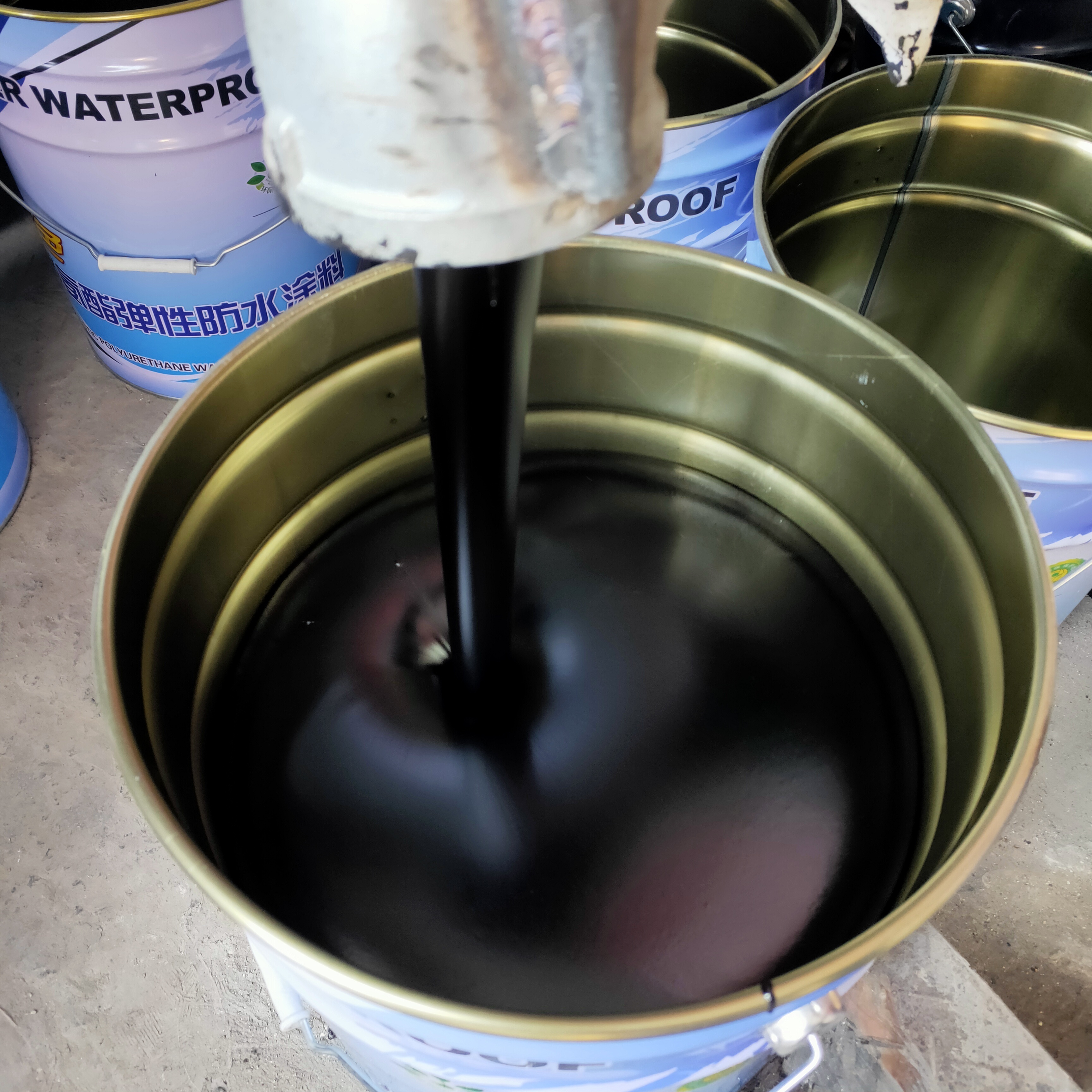 China manufacture  Single component moisture cured solvent based polyurethane waterproof coating for roof