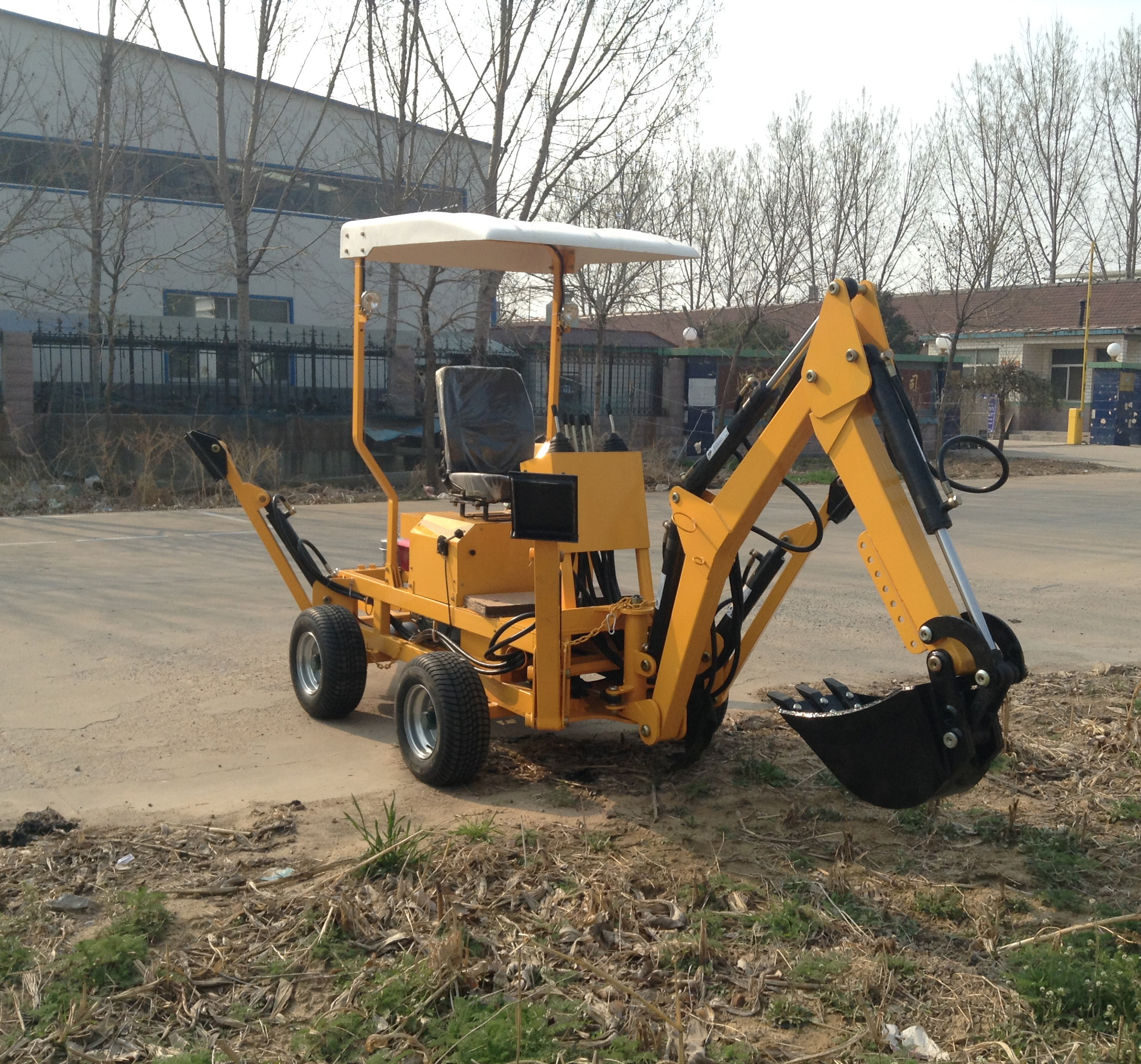 Mini towable 22HP engine backhoe/excavator