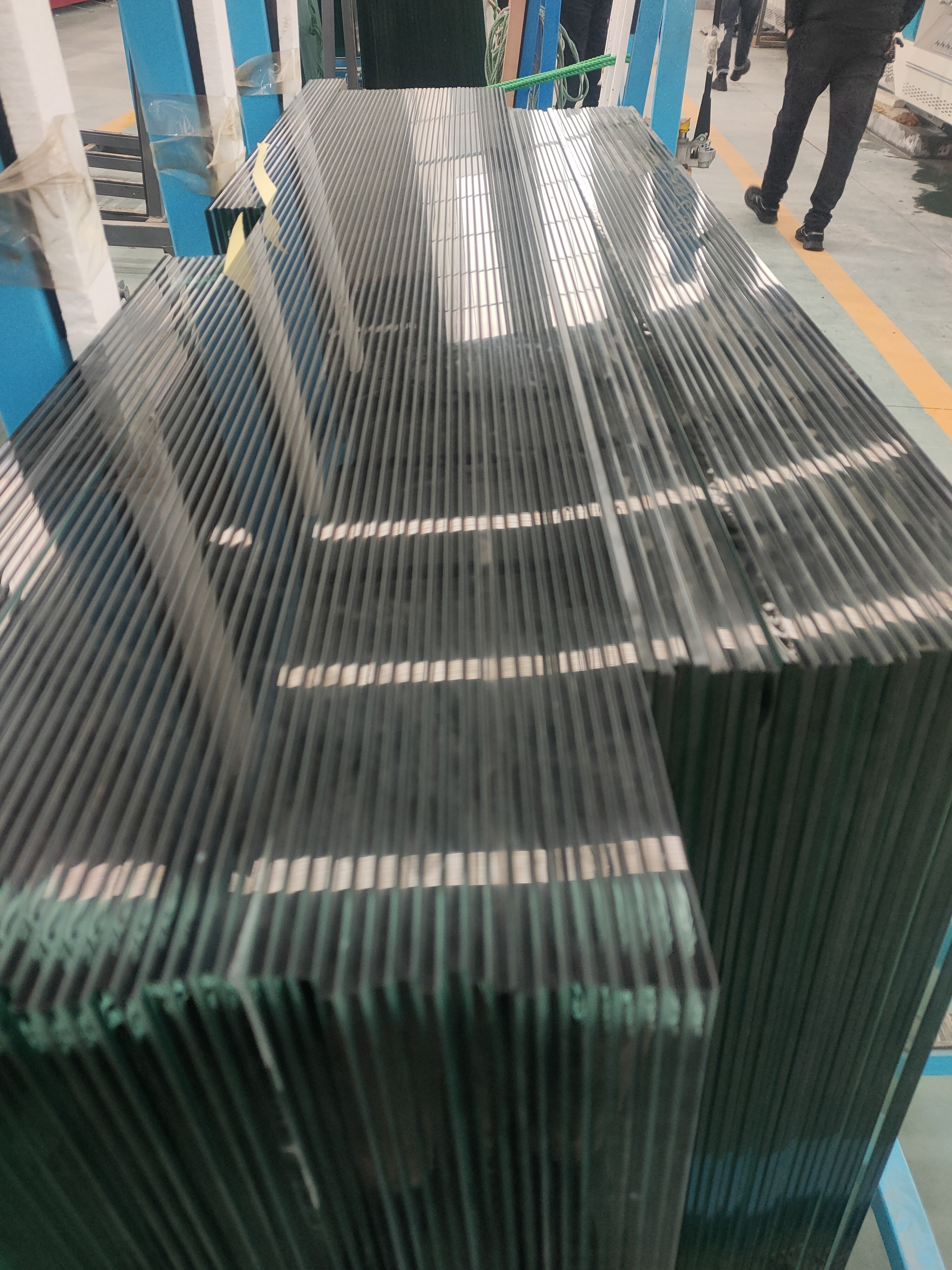 High Quality Custom Tempered Glass Flat-Curved Safety Toughened Glass Competitive Price per Square Foot