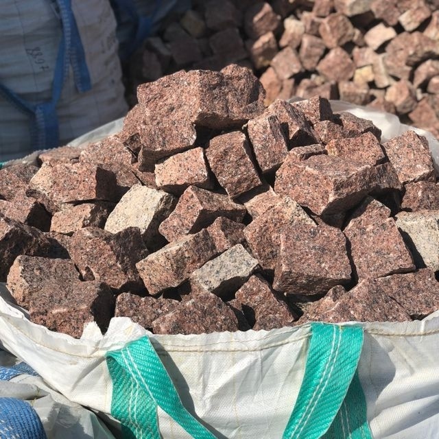 wholesale split flamed hammered cheap natural setts red brick paving stone granite block