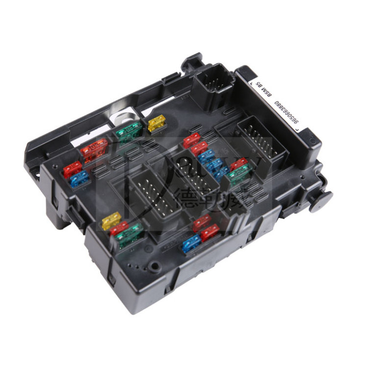 OE 6500Y1 6500Y3 9650664080 9657608580 Peugeot 206 207 307 Citroen C2 C5 generator compartment fuse box BSM (brand Datwy)