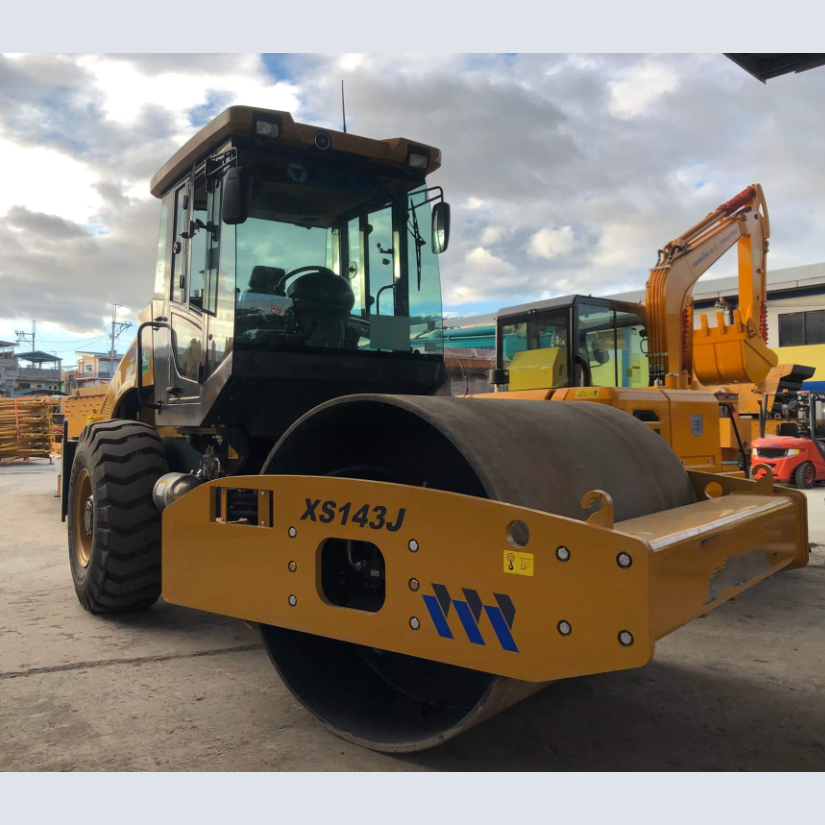 New 14 Ton roller-compactor Road Roller Rodillo Compactador XS143J hot selling in Algeria