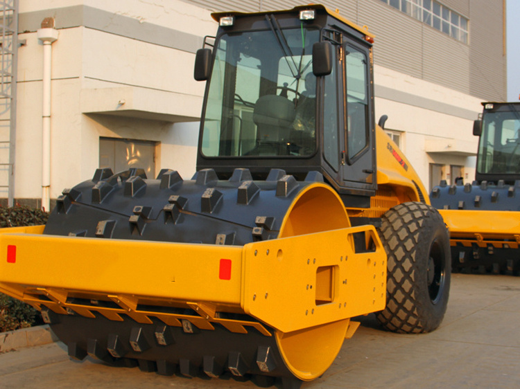 Enhance Road Compaction with the Powerful SR14MA Roller made in China for sale