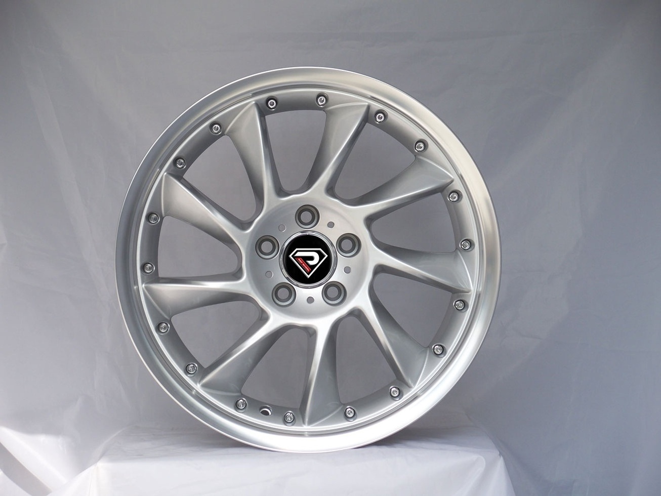 REP 804 Lorinser Alloy wheels