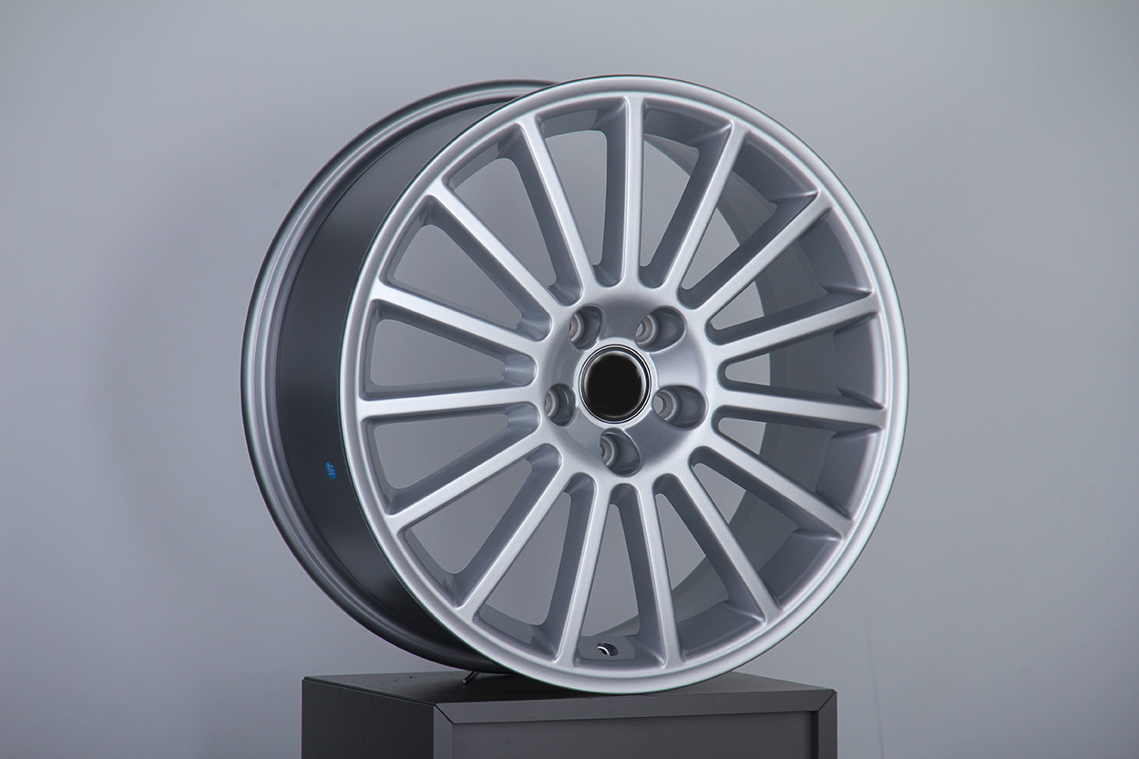 Rep 606 Silver and Multi-spoke PCD 18  inch available in stock Passenger Car Wheel