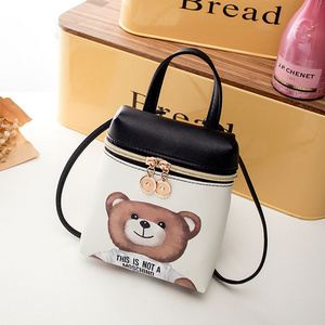 Foreign trade portable shoulder bag women bag 2020 new red print bucket mobile phone mini small bag oblique satchel