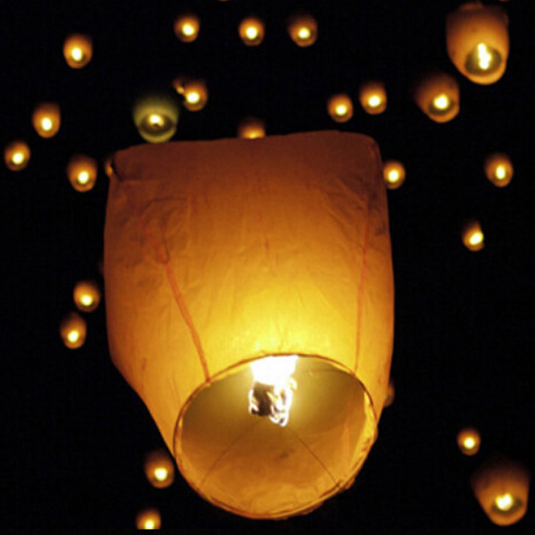 Wholesale  Traditional Chinese Kongming Lantern Fire Resistant Wire Free Paper Sky Lantern For Wishing