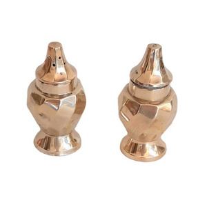 Durable New Salt And Pepper Shaker In New Design Handmade Salt Pepper Shaker In Wholesale Price Brass Salt And Paper Shaker