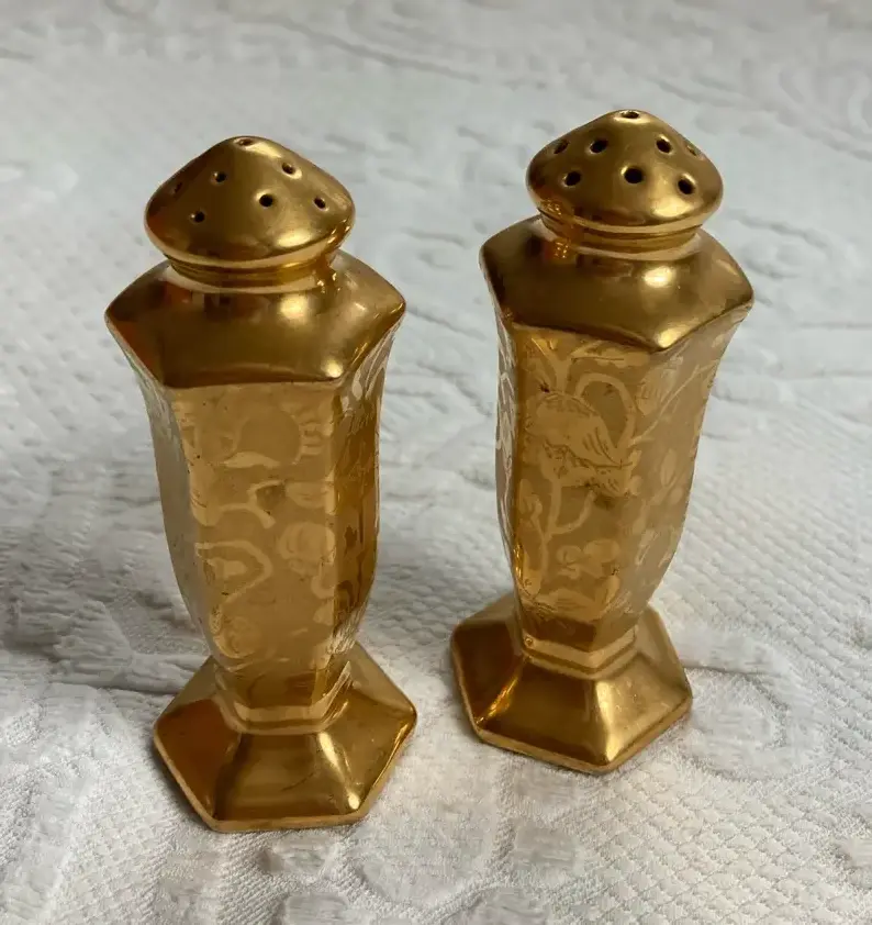 Durable New Salt And Pepper Shaker In New Design Handmade Salt Pepper Shaker In Wholesale Price Brass Salt And Paper Shaker