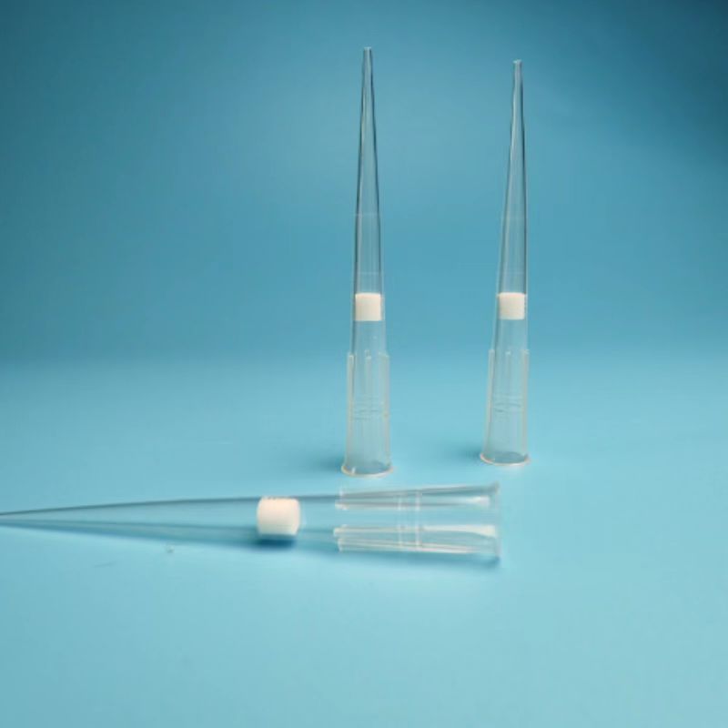 Wholesale 100ul Medical Consumable Clear Sterile Pipette Tips Disposable Racked Plastic Filter OEM Customized Support