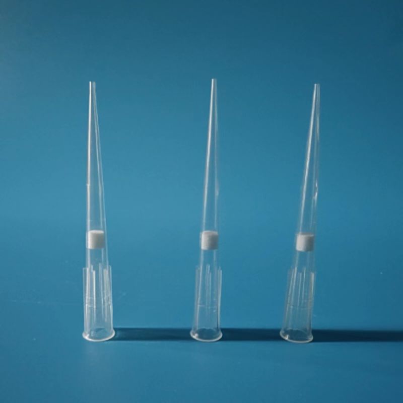 Wholesale 100ul Medical Consumable Clear Sterile Pipette Tips Disposable Racked Plastic Filter OEM Customized Support