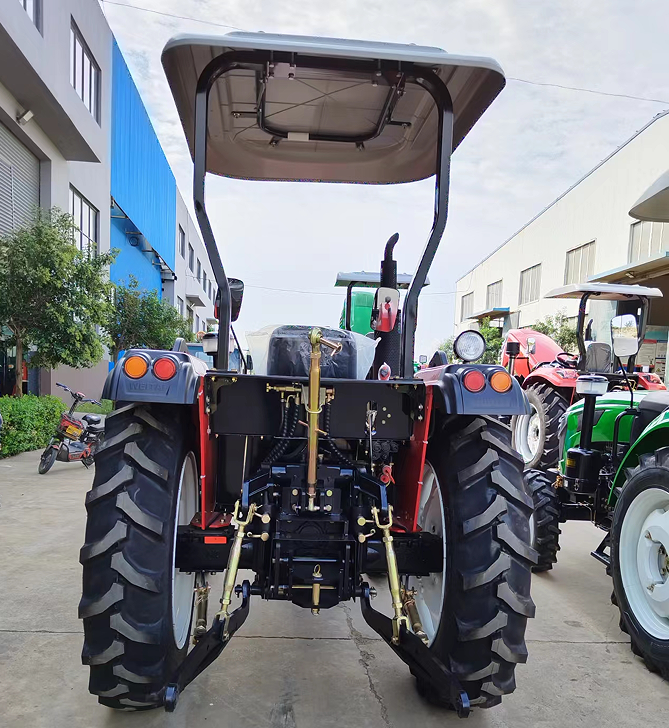 Four Wheel Mini Farm Tractor Machine 60HP Tractor for Farming