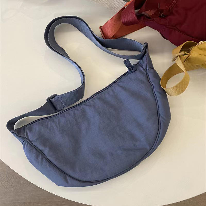 Women Fashion Dumpling Bag Colorful Casual Crossbody Bag Travel Durable Dog Walking Pouch