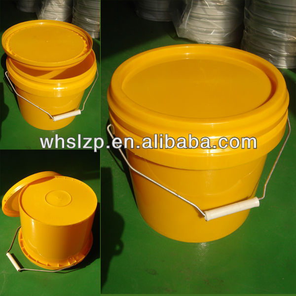 5L colored plastic pail with lid for paint, colored bucket