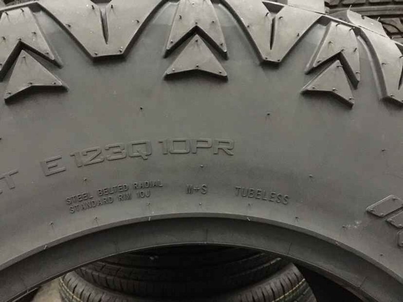 Chinese COMFORSER mud tire 285/70R17 is good