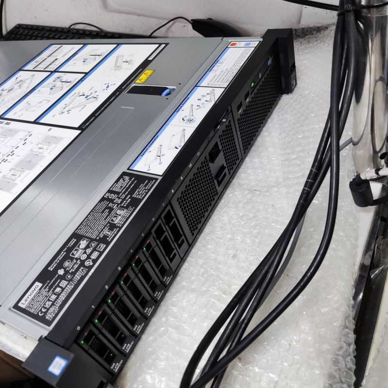 ThinkSystem SR850 V2 Mission-Critical RACK Server Calculated efficiency, optimized for growth