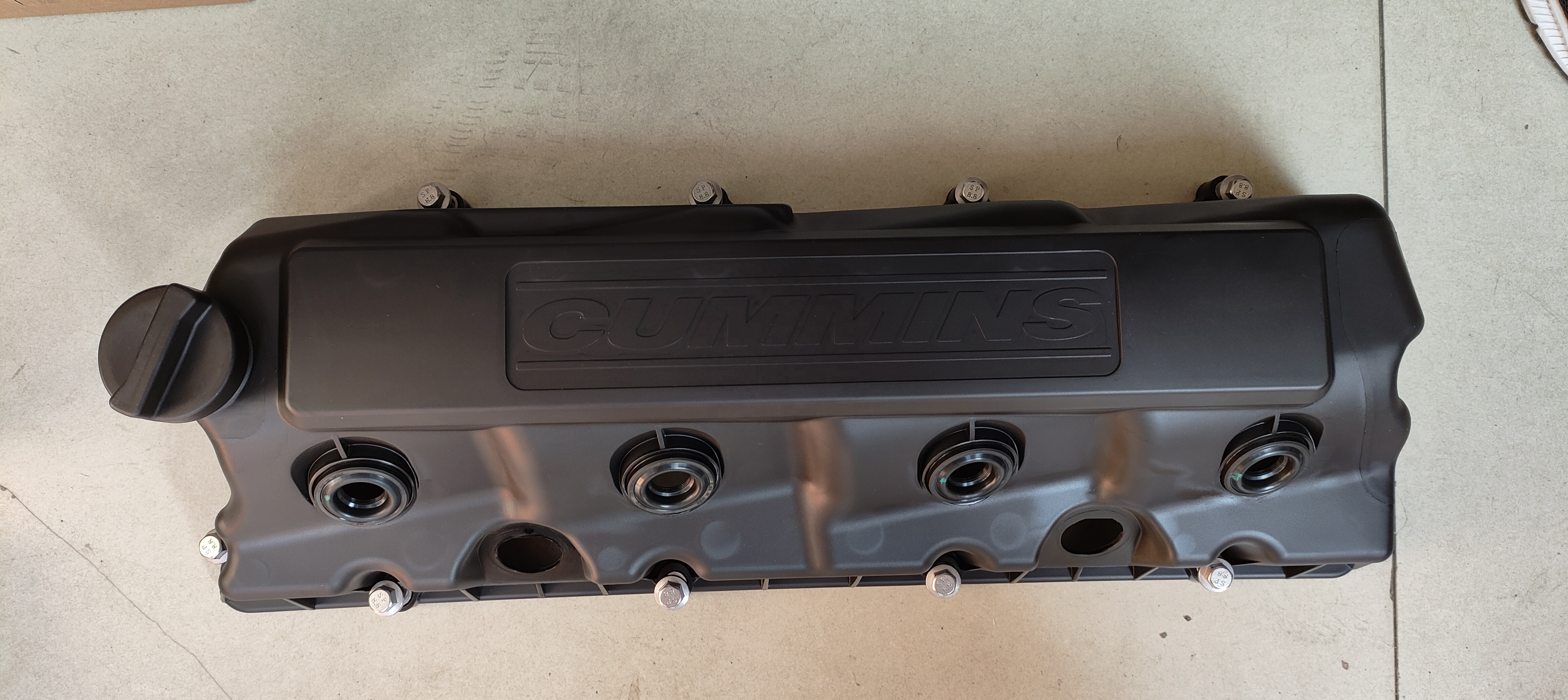 New China manufacturer fast delivery  ISF3.8 diesel engine EBPO-4 cylinder head valve cover for scooter 50cc gy6 5291091