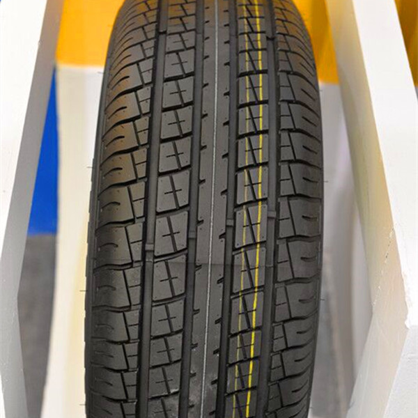 New Product Car Tyre, All Season Car Tire, White Sidewall Car Tire P195/75R14