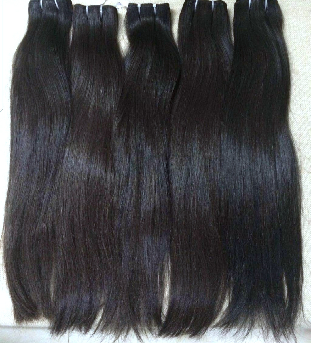 Unprocessed Raw Vietnamese Human Hair Extensions Natural Color 1B Machine Weft Straight