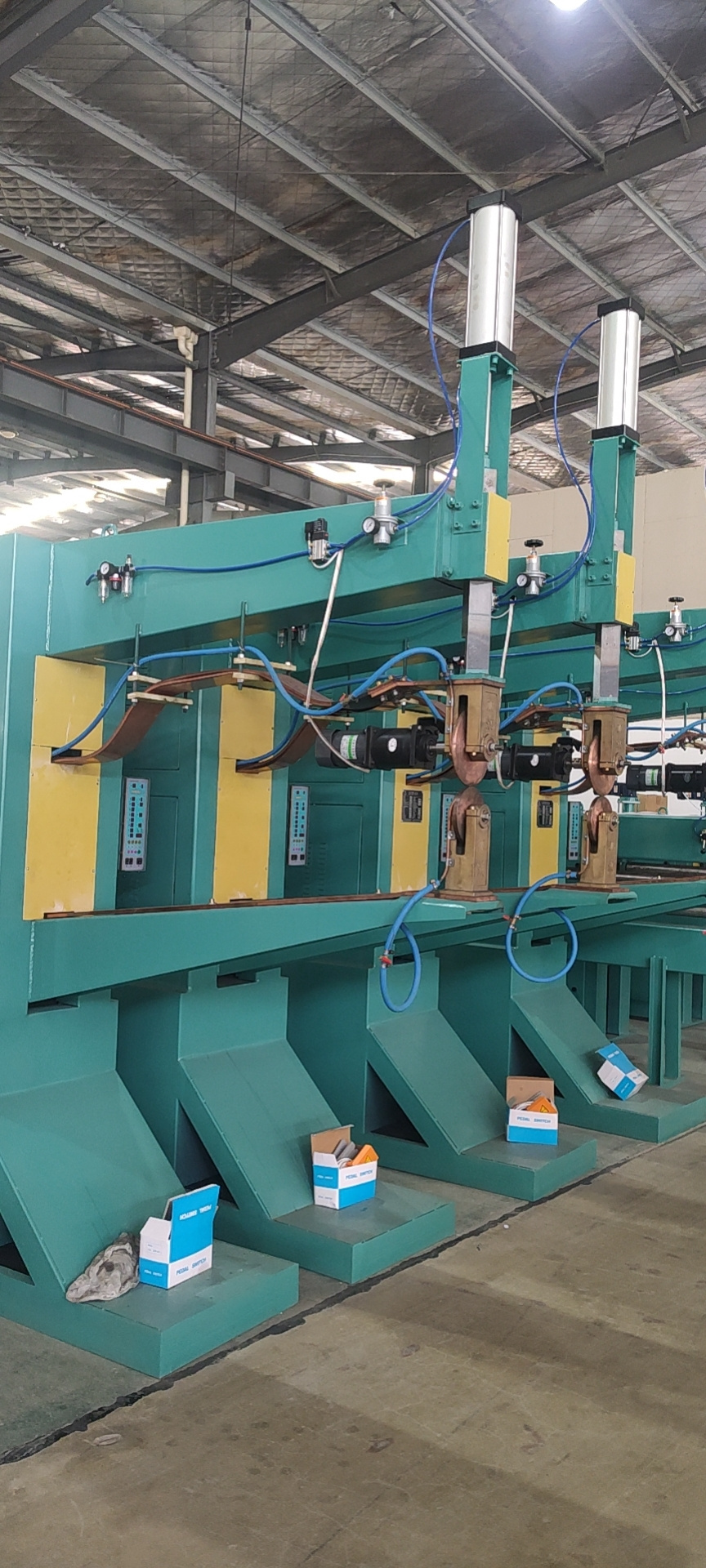 Stainless steel water tank horizontal Vertical seam welding machine with whole production line