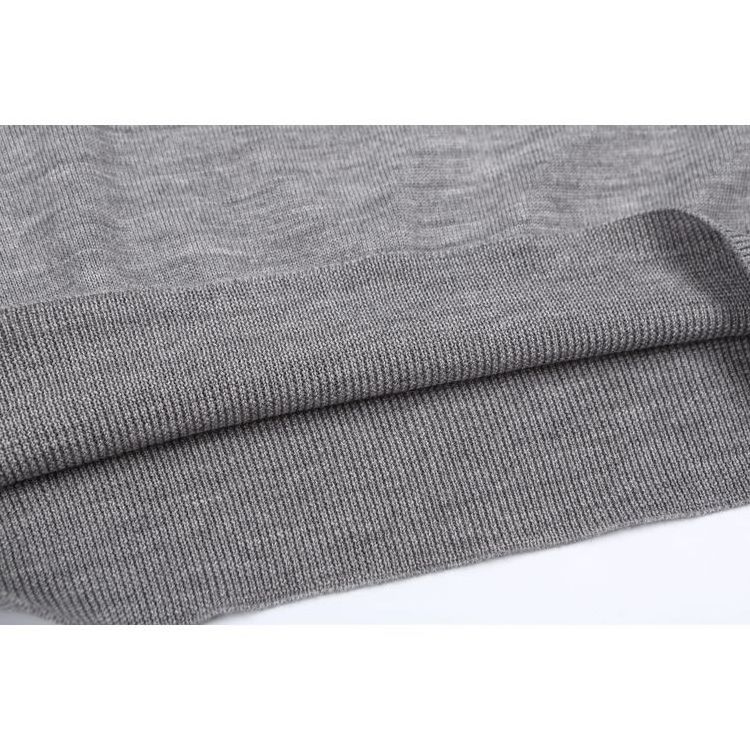 Women crew neck short sleeves  pullover made of extra fine merino wool knitted Sweater