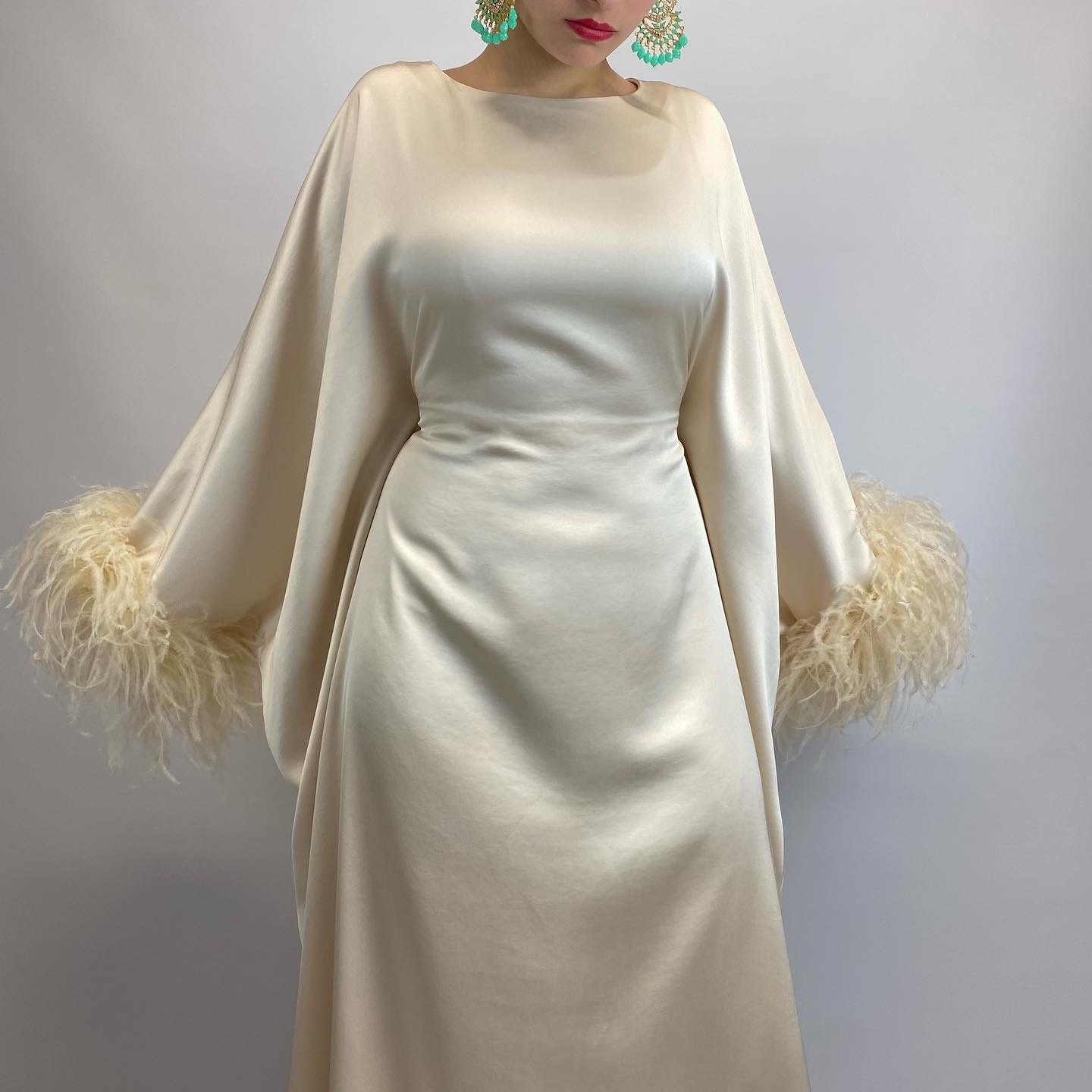 Saudi Arabia Jersey Prom Gown With Feather Shawl Long Sleeve Dubai Floor Length Elegant Evening Dress For Women Luxury