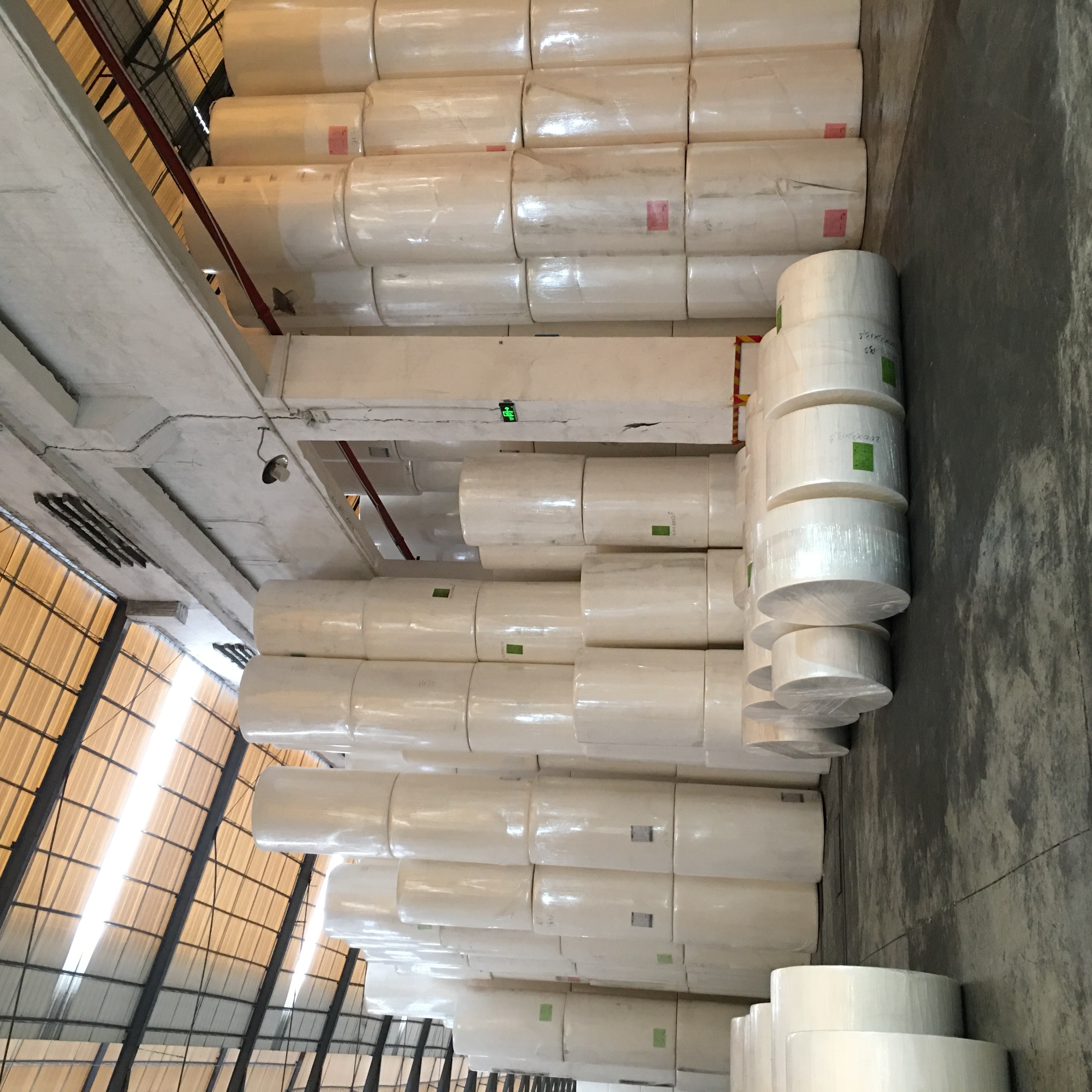 Factory price parent mother tissue virgin wood pulp paper raw material jumbo roll 1 ply 2 ply 3ply mother roll