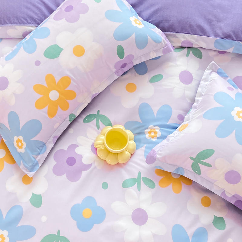 Factory Supplier Microfiber 4 Pieces Bedding Sets Flower Printed Bedding Sets In Purple Color With Optional Curtains