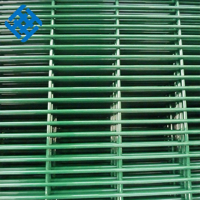 Customized Wholesaler Welded Wire Mesh Backyard 3d Garden Fence Panel Outdoor Anti Climb 358 Fence And Gates For Houses